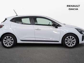 Used Renault Clio 2024 for sale - 74920626: Photo