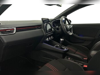 Used Renault Clio 2021 for sale - 75991200: Photo 2