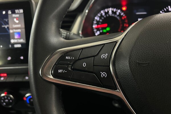 Used Renault Captur 2021 for sale - 76136479: Photo 14