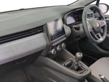 Used Renault Clio 2024 for sale - 74850327: Photo