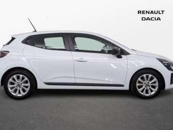 Used Renault Clio 2024 for sale - 74850327: Photo
