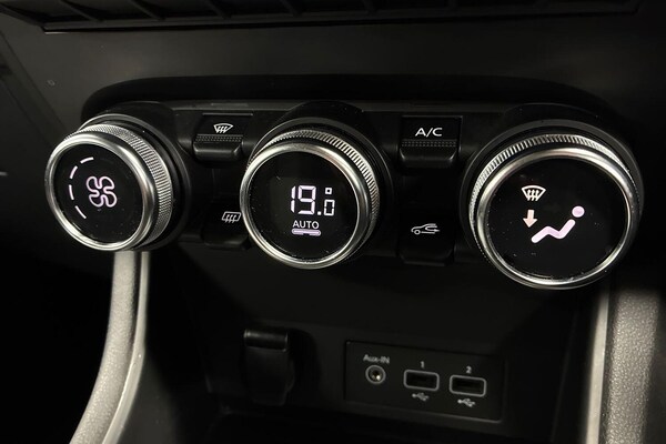 Used Renault Captur 2020 for sale - 76031787: Photo 17
