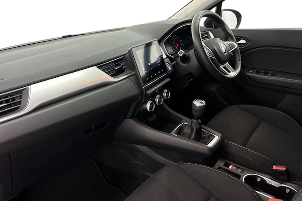Used Renault Captur 2020 for sale - 76031787: Photo 2