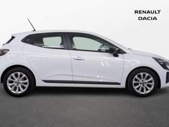 Used Renault Clio 2024 for sale - 74921151: Photo