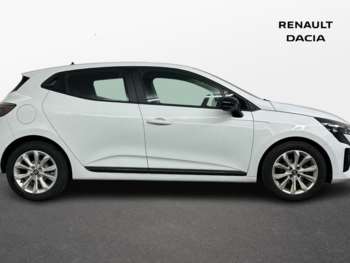 Used Renault Clio 2024 for sale - 74920751: Photo