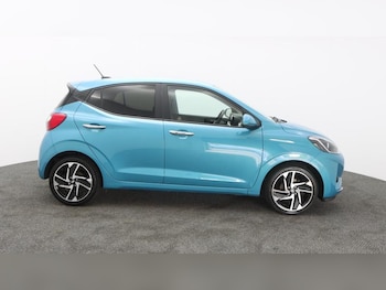 Used Hyundai i10 2023 for sale - 78630642: Photo