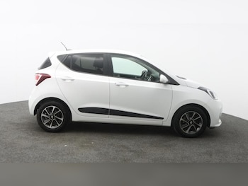 Used Hyundai i10 2019 for sale - 77785480: Photo