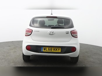 Used Hyundai i10 2019 for sale - 77785480: Photo
