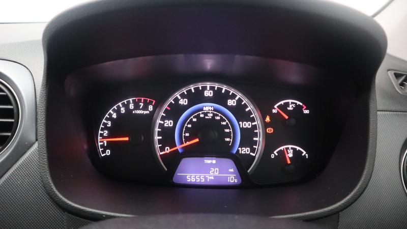 Used Hyundai i10 2017 for sale - 77117112: Photo 20