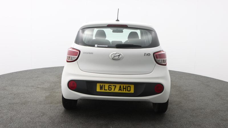 Used Hyundai i10 2017 for sale - 77117112: Photo 4
