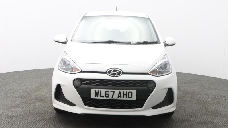 Used Hyundai i10 2017 for sale - 77117112: Photo 8