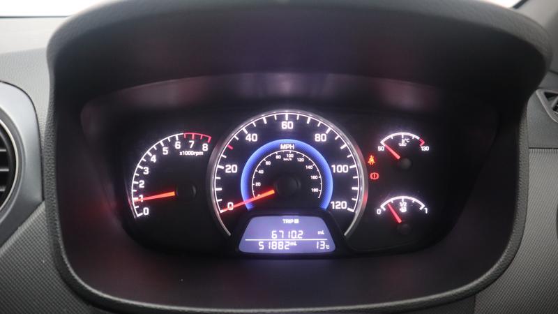 Used Hyundai i10 2019 for sale - 77116992: Photo 19