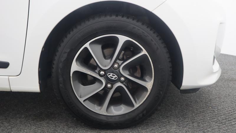 Used Hyundai i10 2019 for sale - 77116992: Photo 32