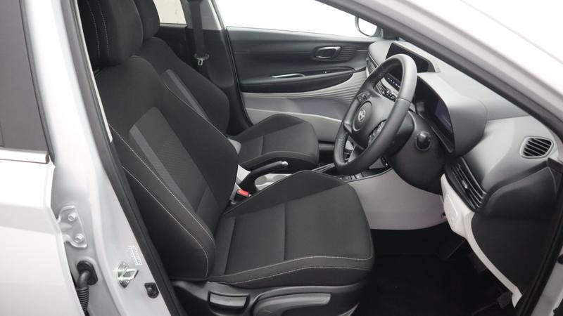 Used Hyundai i20 2025 for sale - 77117207: Photo 30