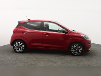 Used Hyundai i10 2021 for sale - 77718751: Photo