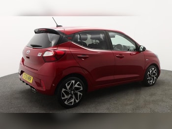 Used Hyundai i10 2021 for sale - 77718751: Photo