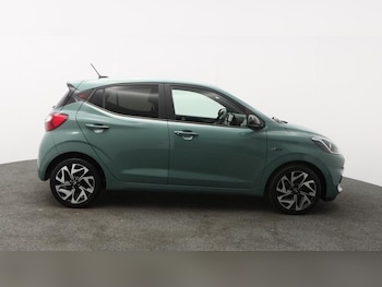 Used Hyundai i10 2023 for sale - 77703111: Photo