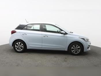 Used Hyundai i20 2019 for sale - 78123481: Photo