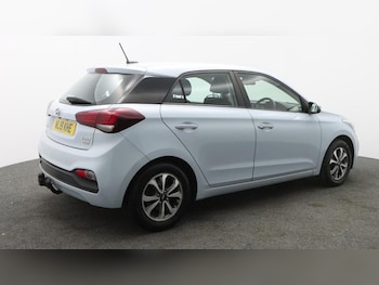 Used Hyundai i20 2019 for sale - 78123481: Photo