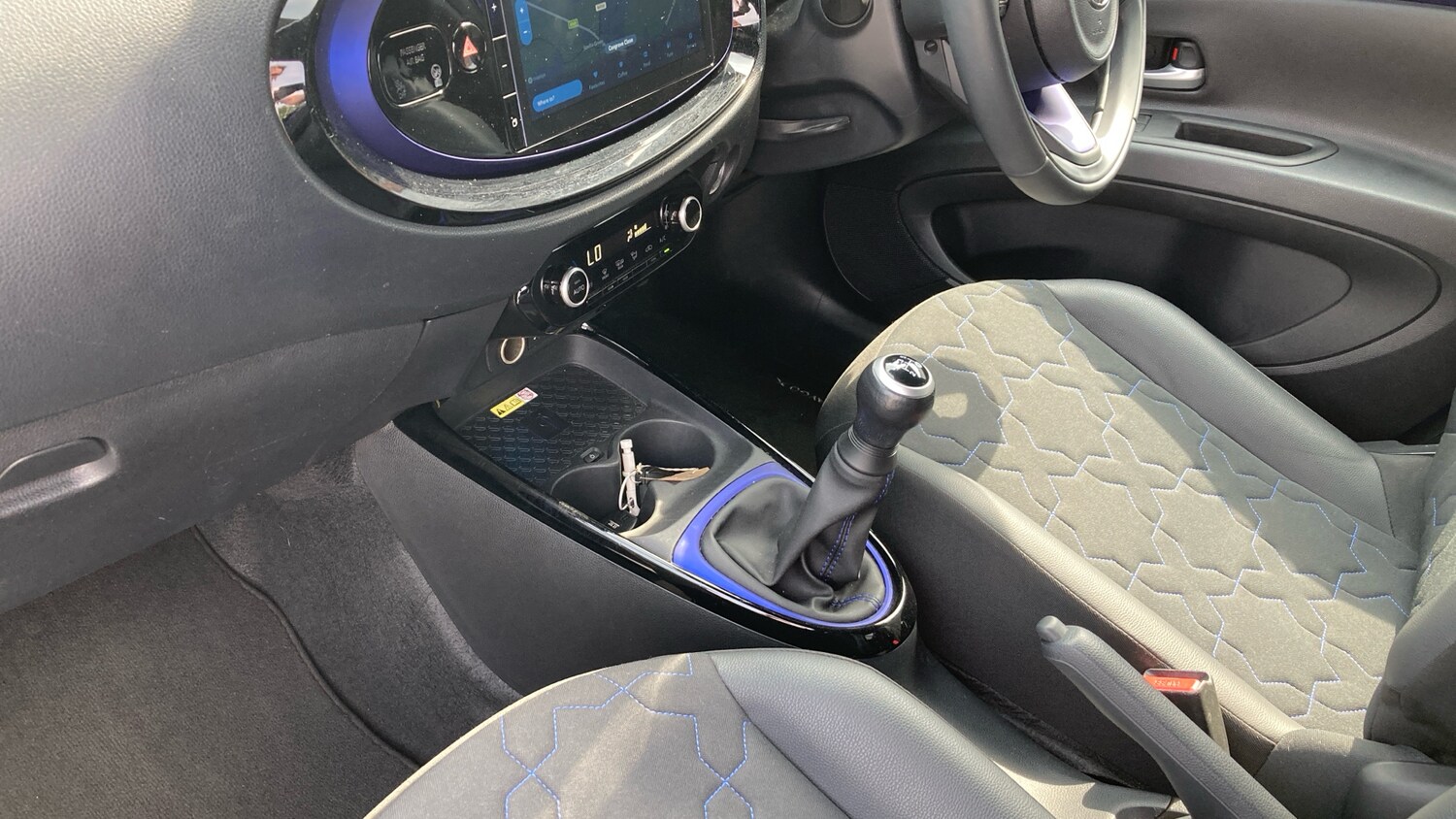 2022 Toyota Aygo X 1.0 VVT-i Exclusive 5dr Petrol Hatchback Hatchback Petrol Man - Picture 13 of 24