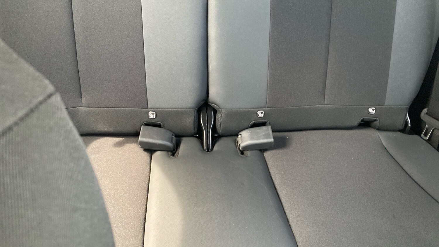 2022 Toyota Aygo X 1.0 VVT-i Exclusive 5dr Petrol Hatchback Hatchback Petrol Man - Picture 17 of 24