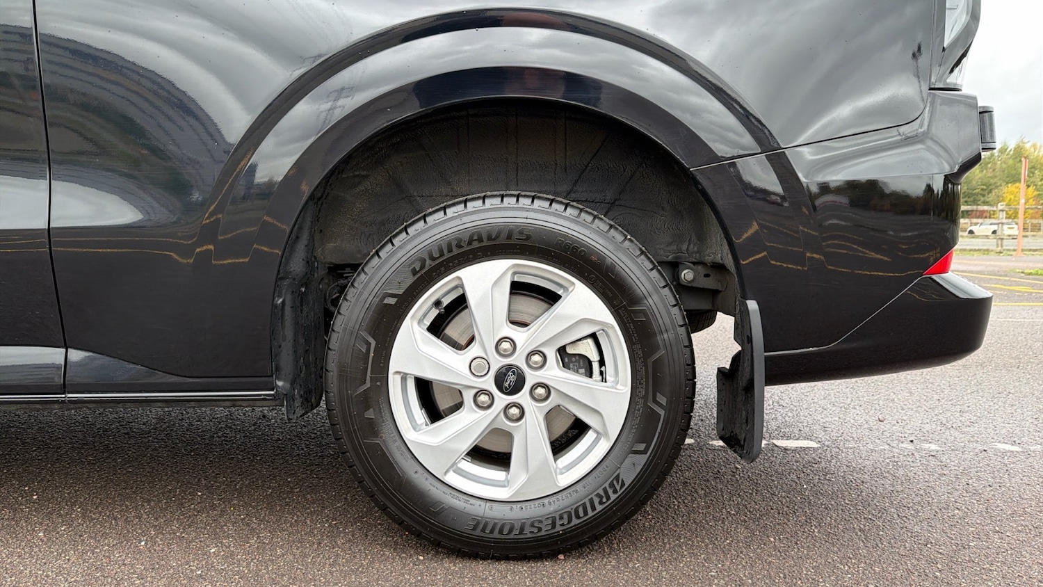 Used Ford Transit Custom 2025 for sale - 76517902: Photo 17