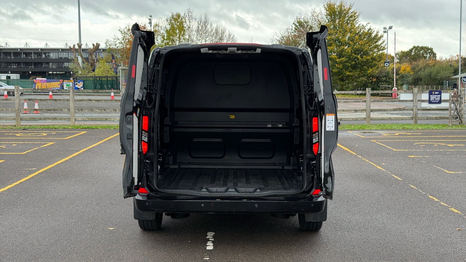 Used Ford Transit Custom 2025 for sale - 76517902: Photo 3