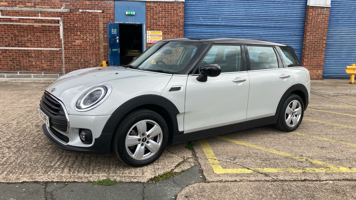 Vehicle 22