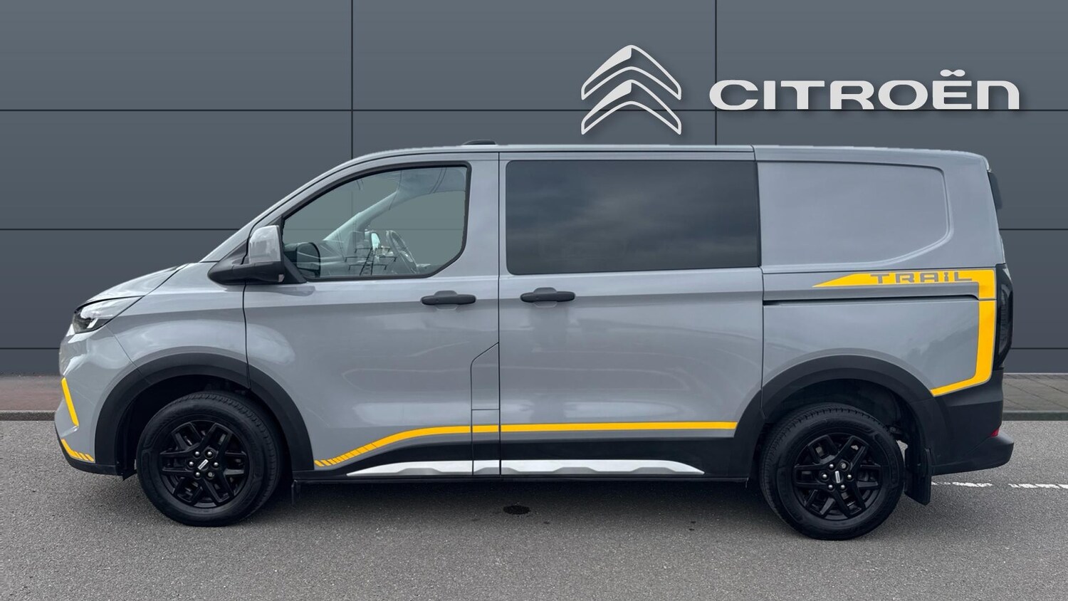 Used Ford Transit Custom 2024 for sale - 76383077: Photo 4