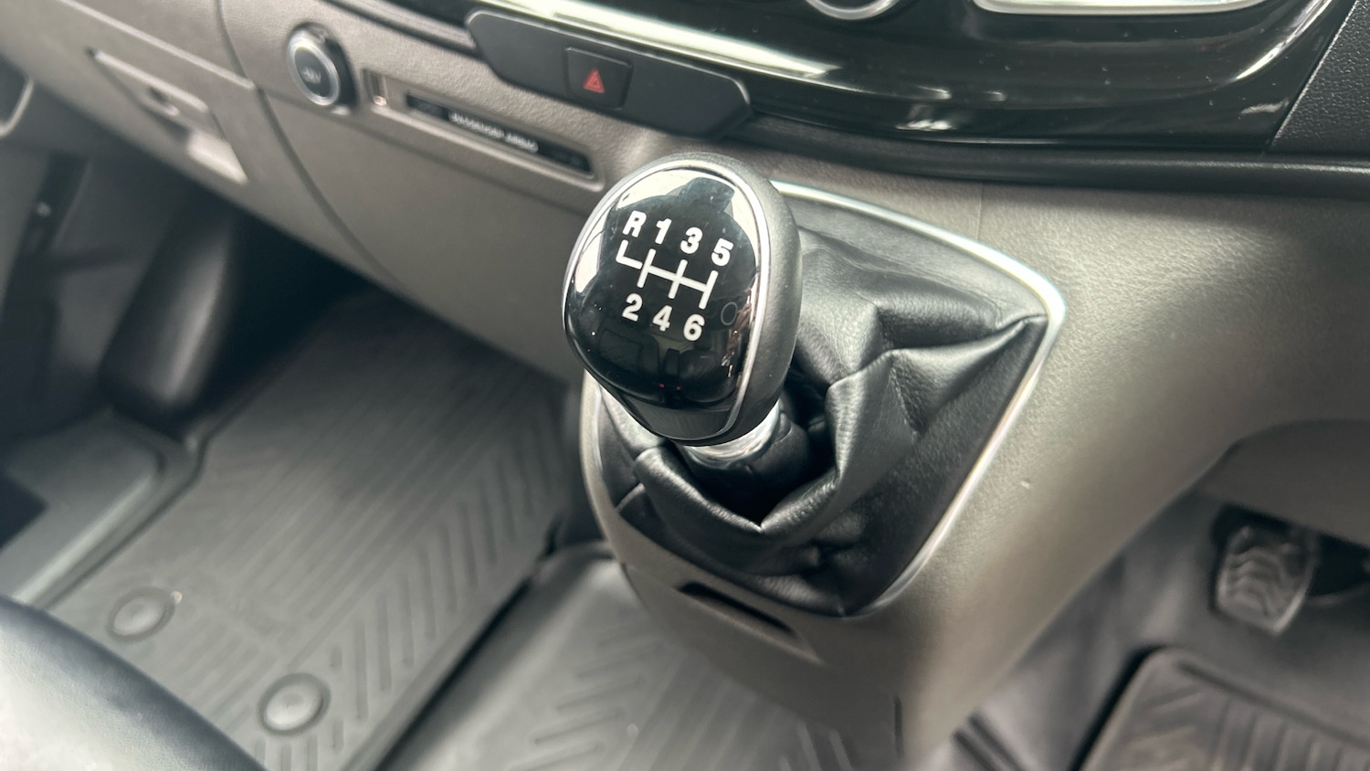 Used Ford Transit Custom 2020 for sale - 76372284: Photo 28