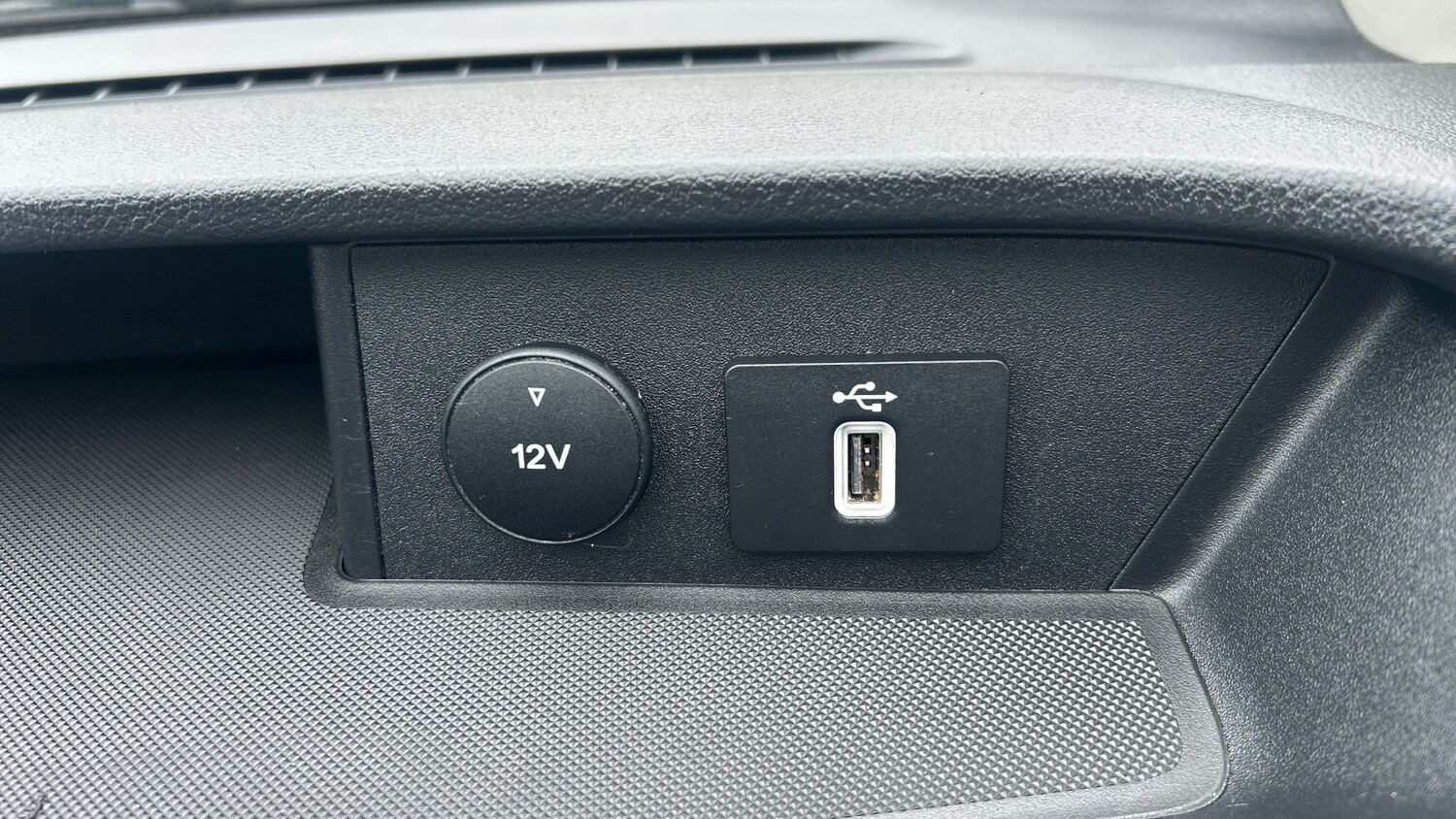 Used Ford Transit Custom 2020 for sale - 76372284: Photo 36