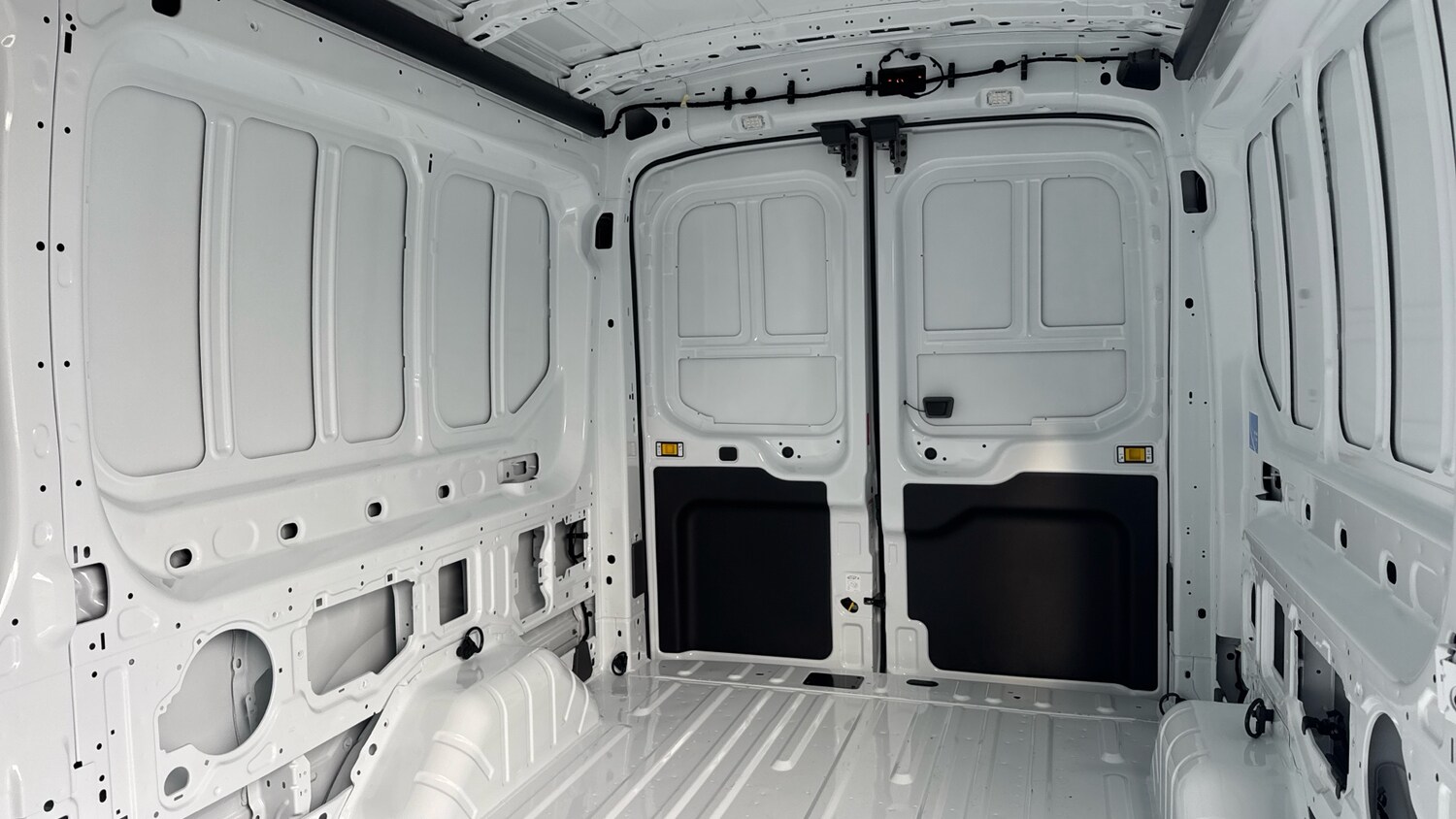 Used Ford Transit 2025 for sale - 76372269: Photo 14