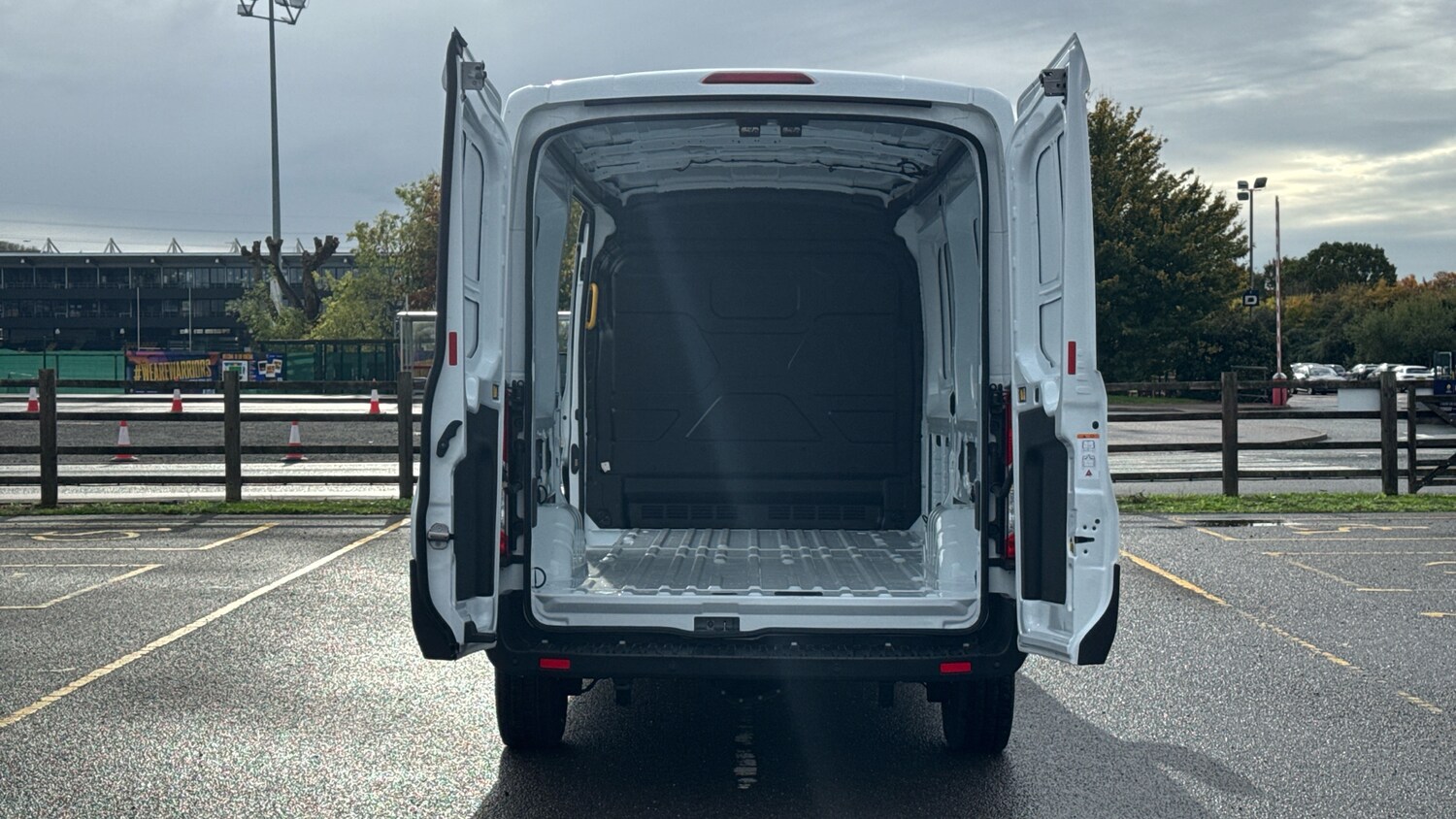 Used Ford Transit 2025 for sale - 76372269: Photo 3
