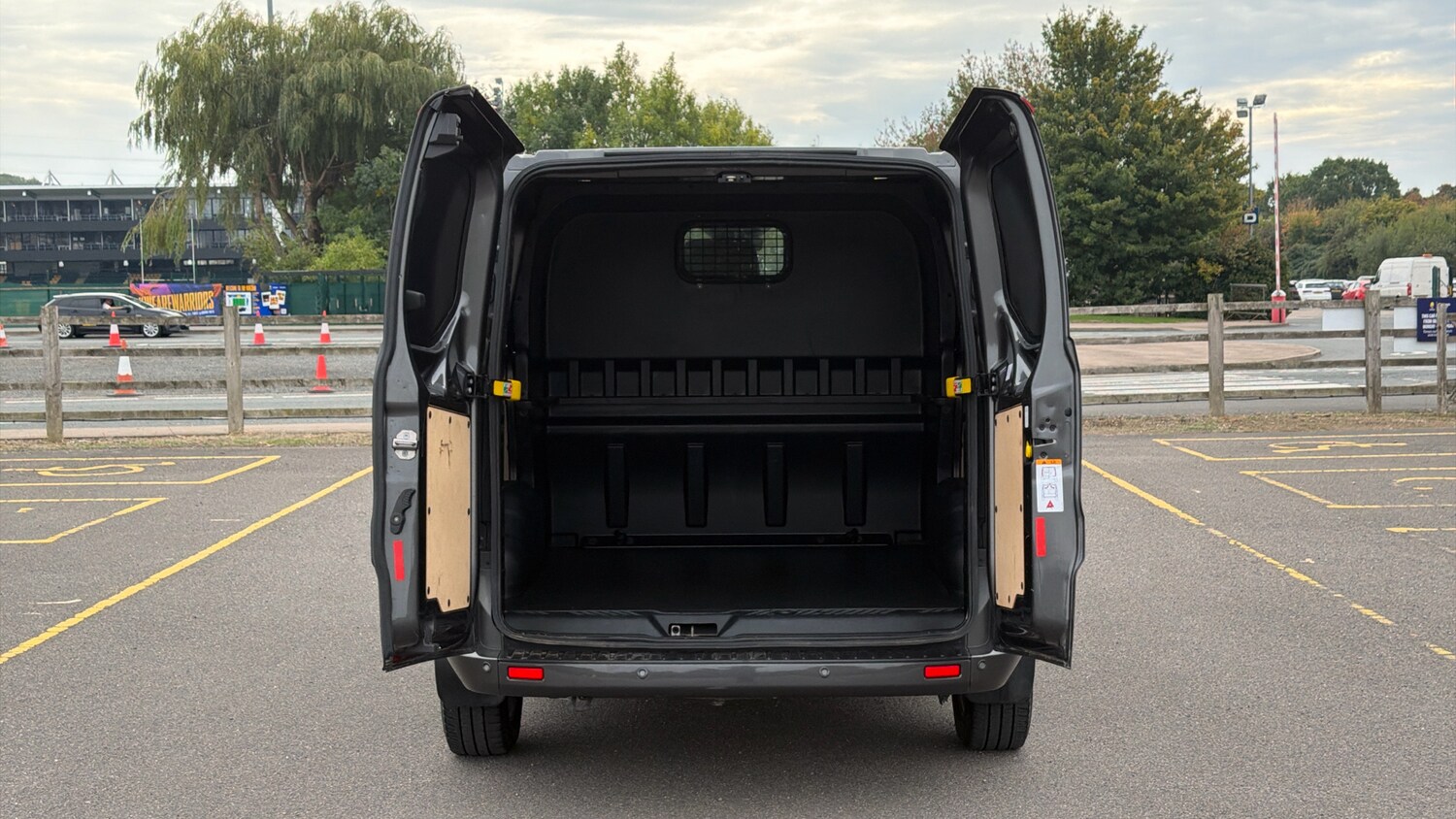 Used Ford Transit Custom 2022 for sale - 76372276: Photo 3
