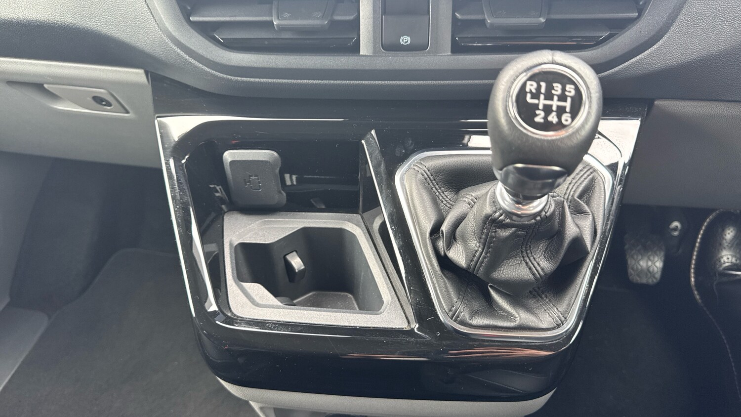 Used Ford Transit Custom 2024 for sale - 76387133: Photo 35