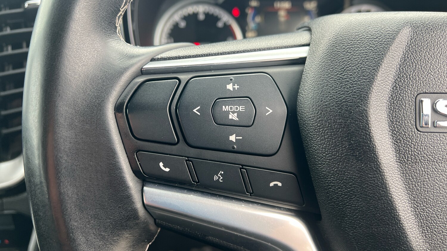 Used Isuzu D-Max 2021 for sale - 76393424: Photo 24