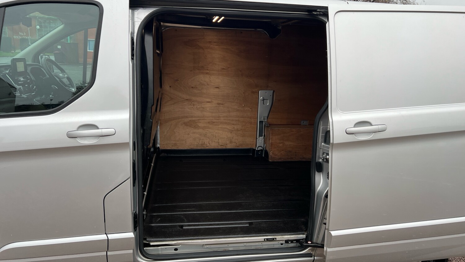 Used Ford Transit Custom 2023 for sale - 76598875: Photo 5