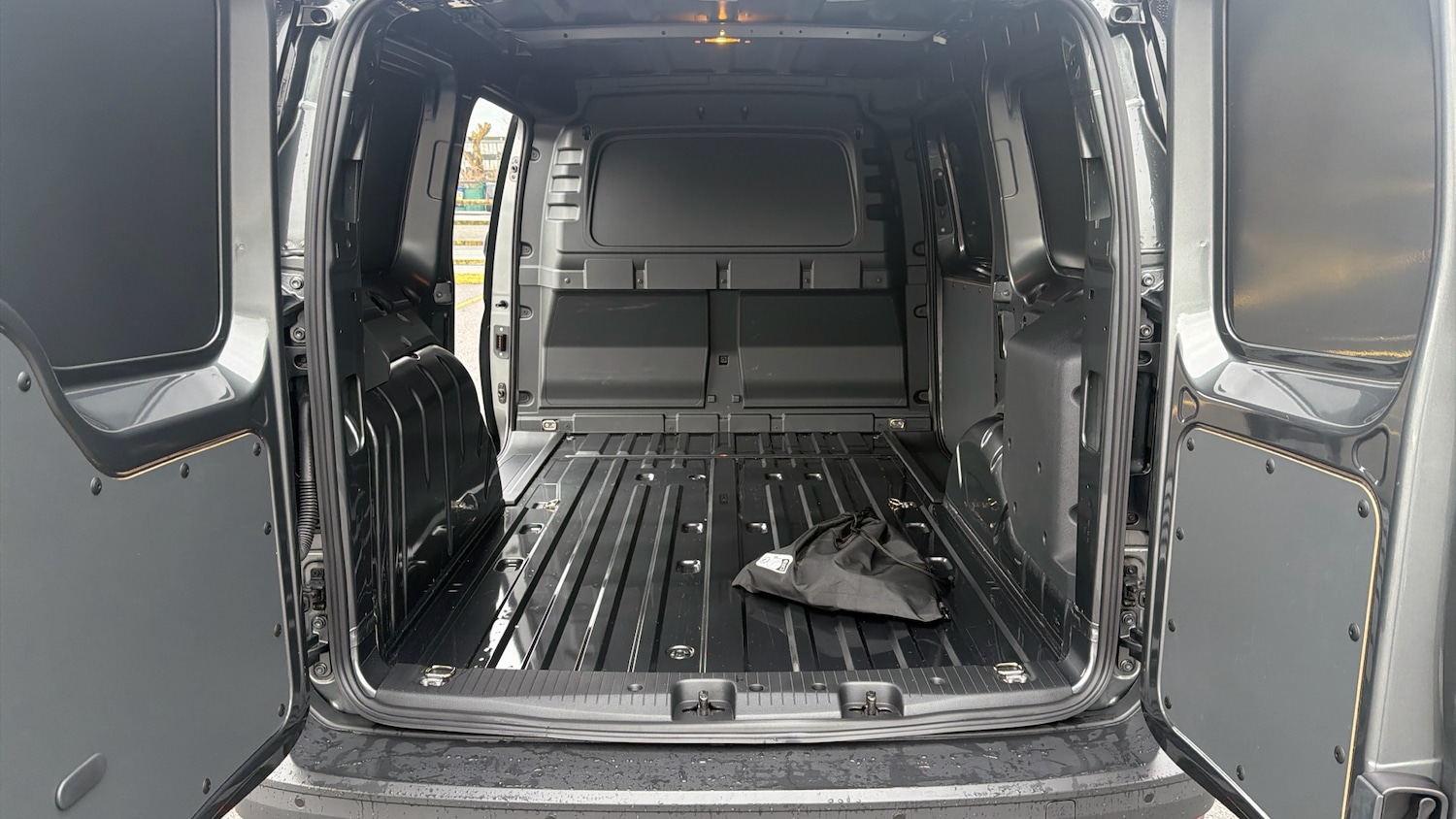 Used Ford Transit Connect 2025 for sale - 77515370: Photo 12