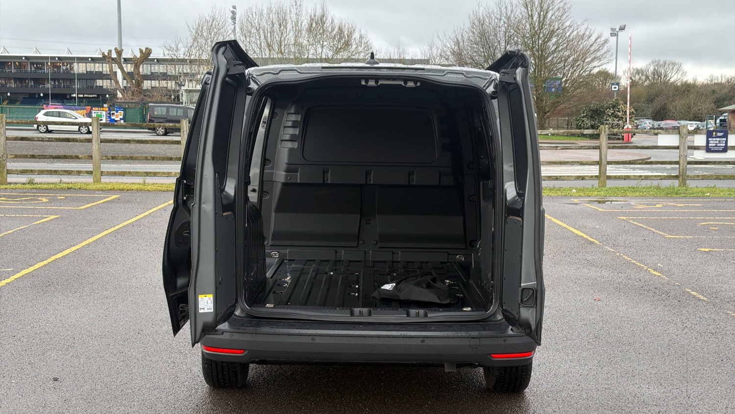 Used Ford Transit Connect 2025 for sale - 77515370: Photo 3