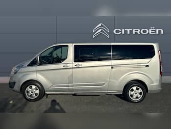 Used Ford Tourneo Custom 2017 for sale - 79852431: Photo