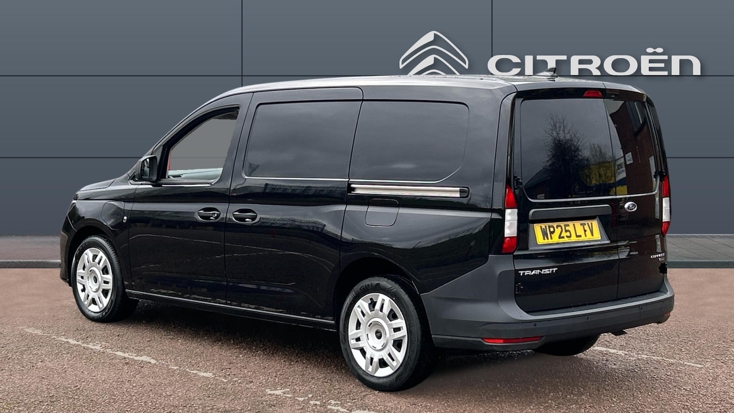 Used Ford Transit Connect 2025 for sale - 77482211: Photo 2