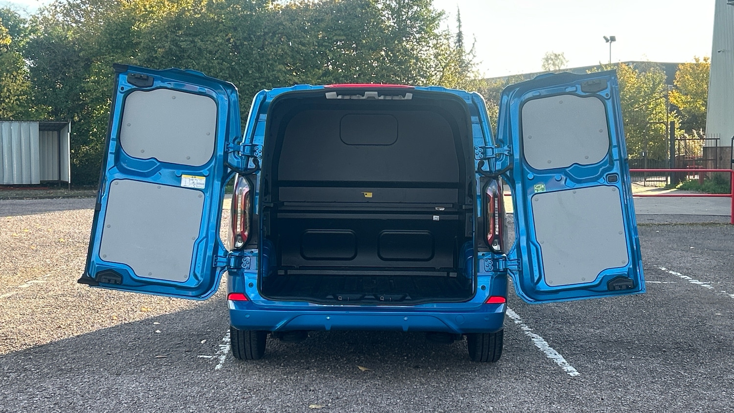 Used Ford Transit Custom 2024 for sale - 76383078: Photo 3