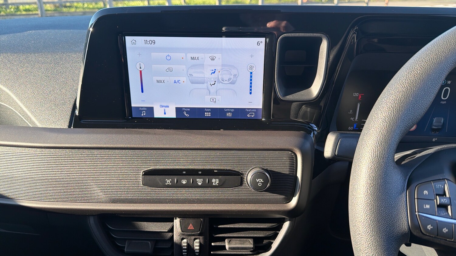 Used Ford Transit Courier 2025 for sale - 77272140: Photo 15