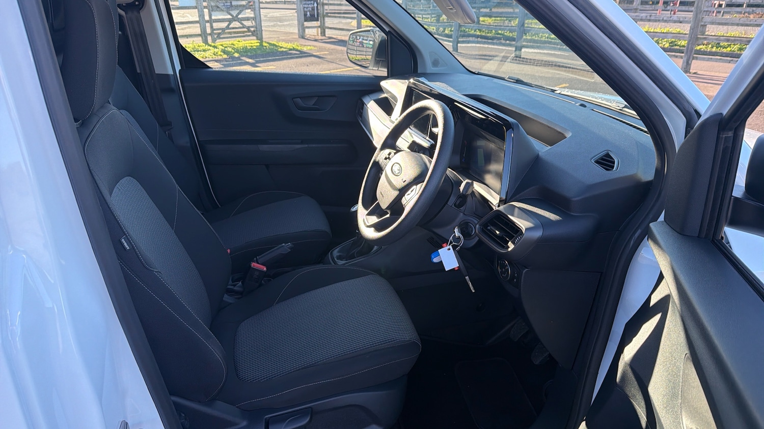 Used Ford Transit Courier 2025 for sale - 77272140: Photo 6