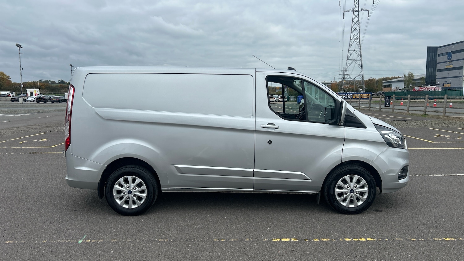 Used Ford Transit Custom 2020 for sale - 76372277: Photo 9