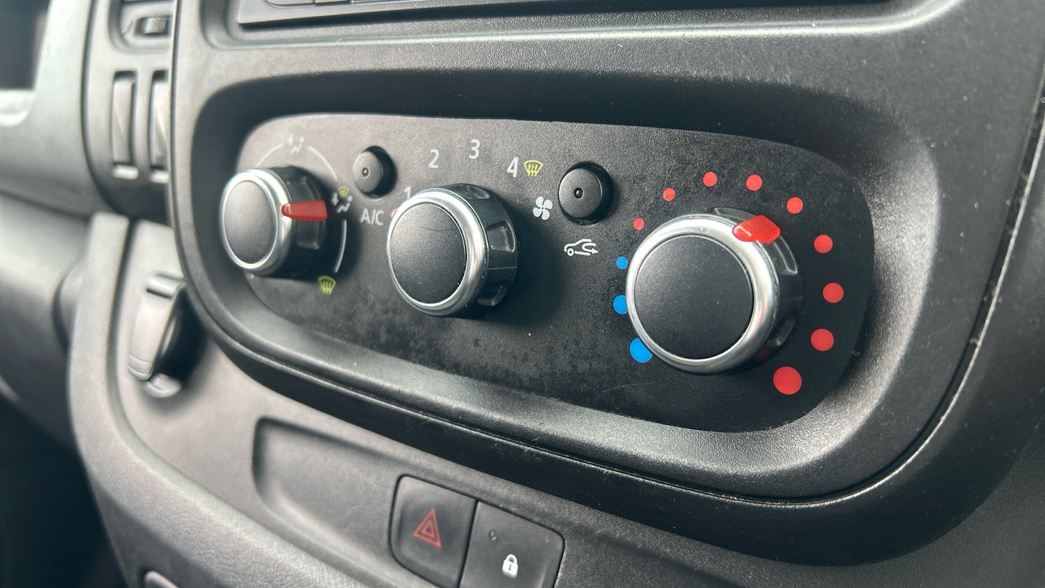 Used Nissan NV300 2021 for sale - 76426280: Photo 29