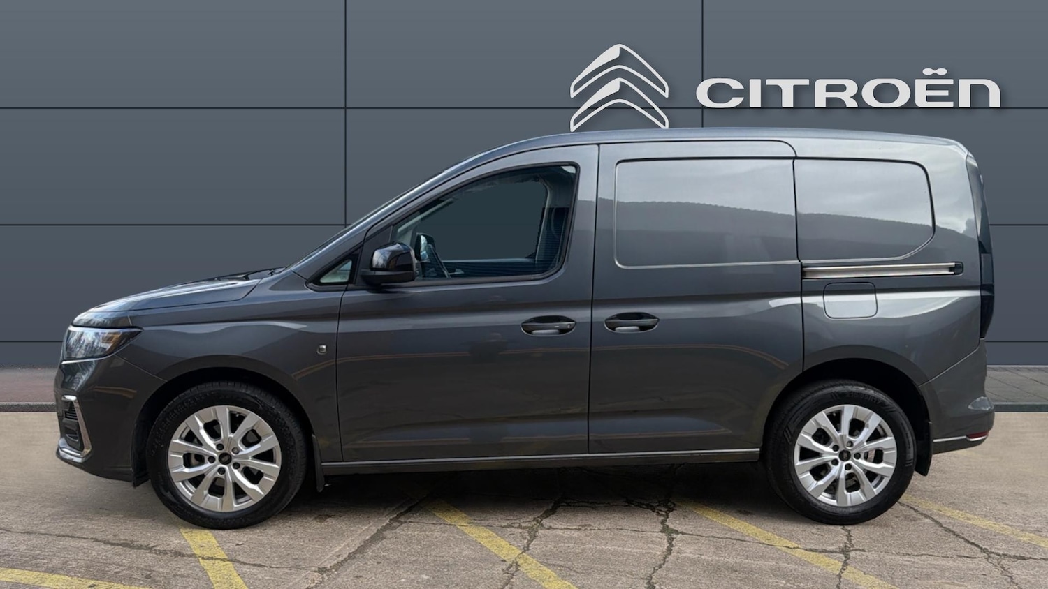Used Ford Transit Connect 2024 for sale - 77528072: Photo 4