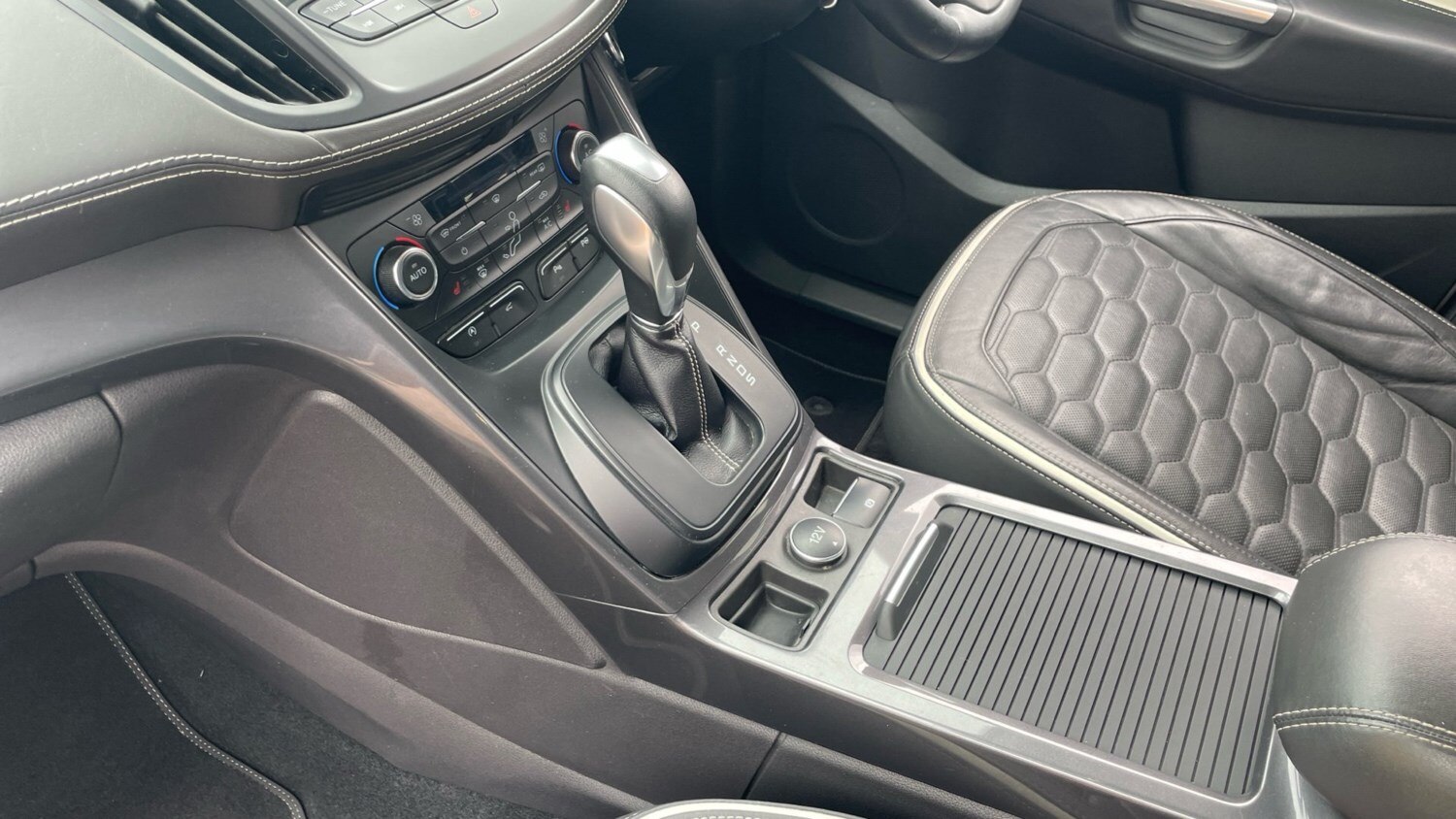 2019 Ford Kuga 1.5 EcoBoost 176 5dr Auto Petrol Estate Estate Petrol Automatic - Picture 13 of 24