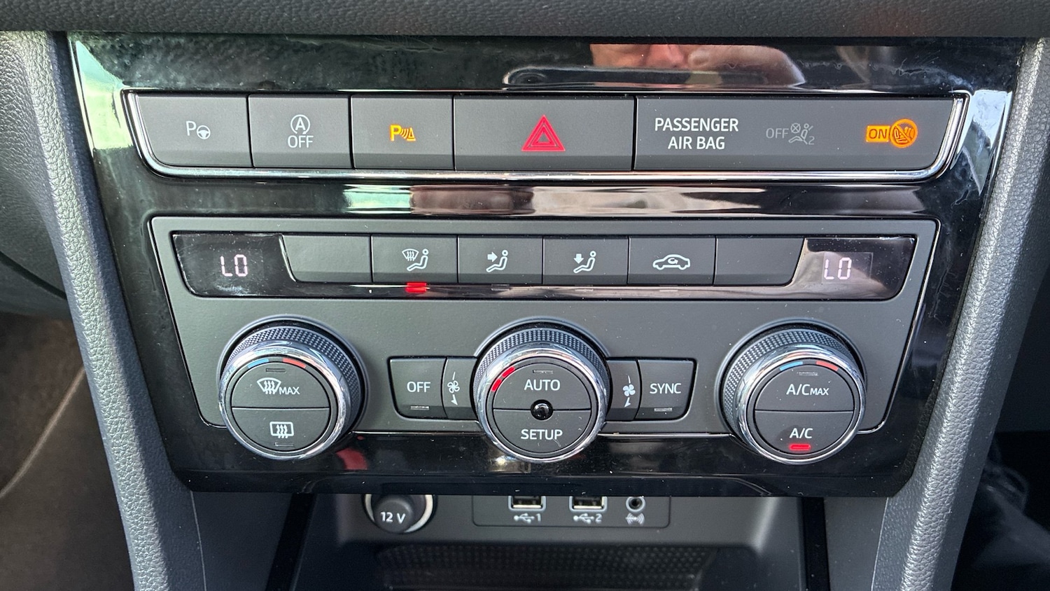 Vehicle 29