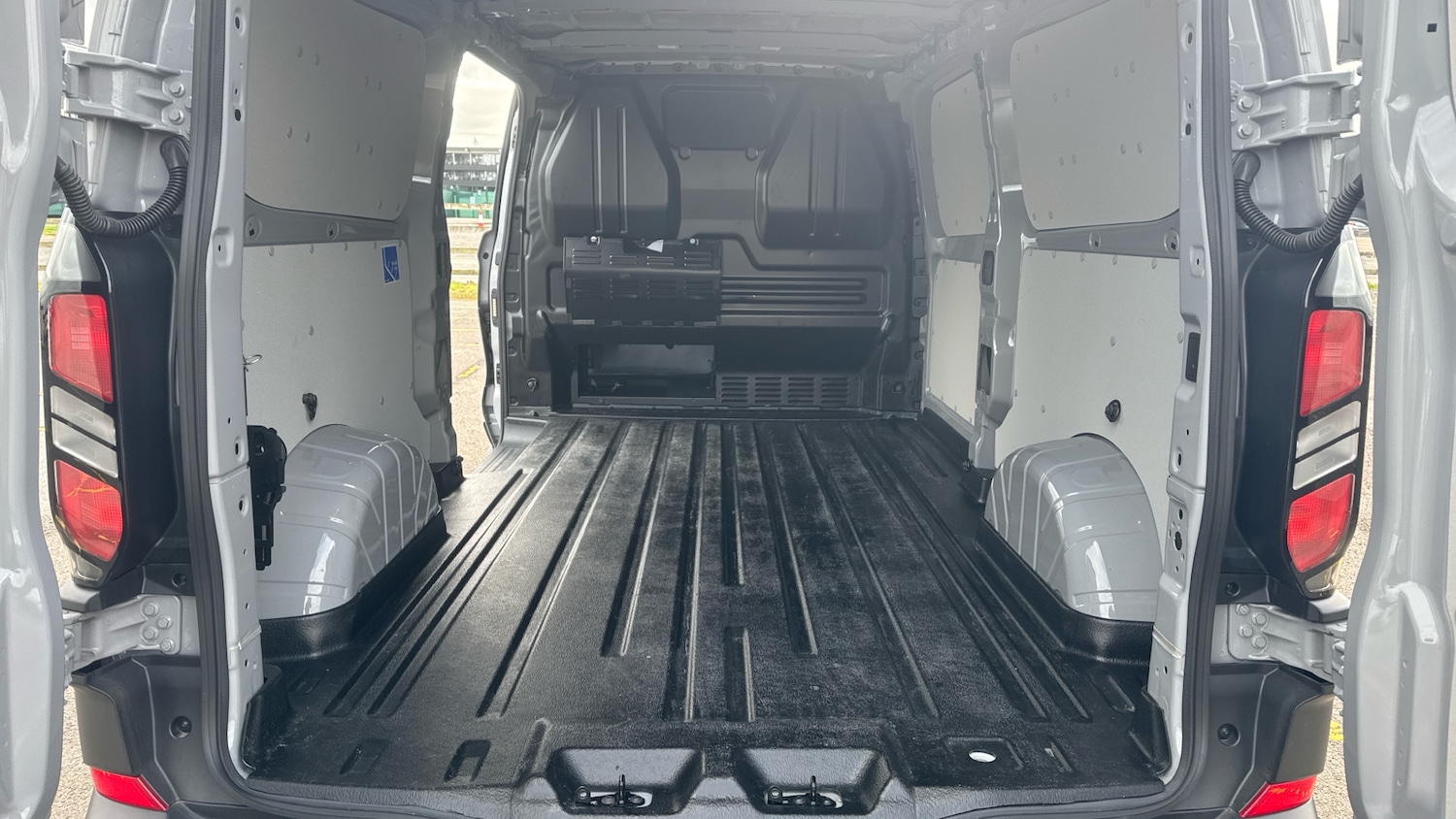 Used Ford Transit Custom 2025 for sale - 77845198: Photo 12